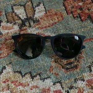Blenders university heights sunglasses
